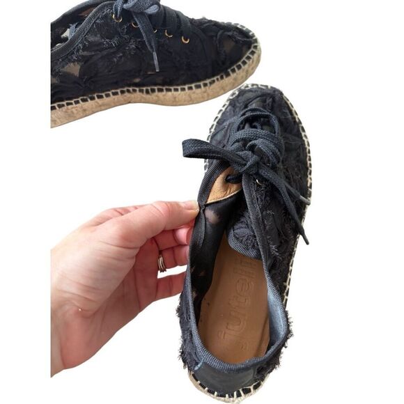 Sundance Lace Petals Sneaker Black Chunky size EU 40 US 9 - Picture 8 of 11